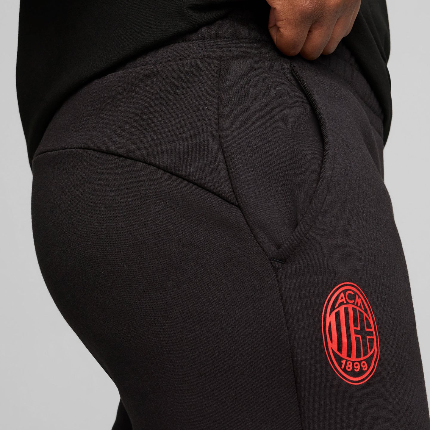 Milan Pantalone ESS Tempo Libero 24/25 Adulto
