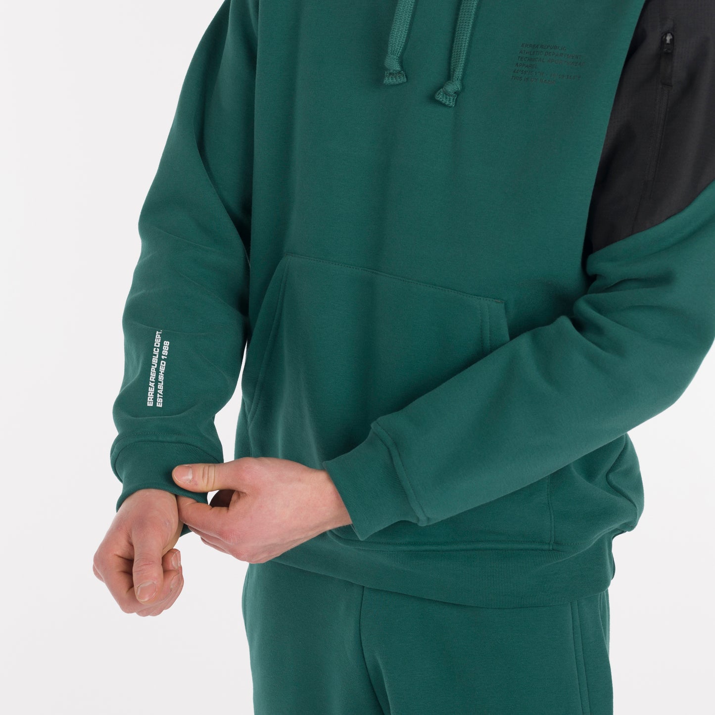 NO LOGO FW25/26 HOODY FLEECE ZIP 28 MAN JR